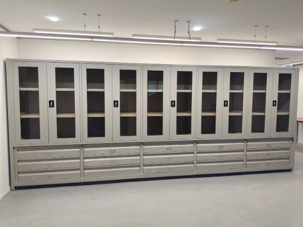 鋪木層板文物儲物柜